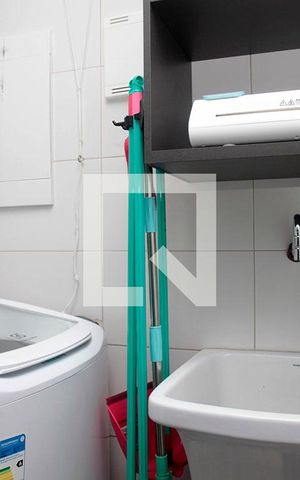 Apartamento à venda com 63m², 2 quartos e 2 vagasCozinha + Área de Serviço