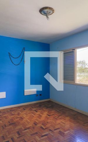 Casa à venda com 278m², 3 quartos e 3 vagas Casa à venda com 278m², 3 quartos e 3 vagasSuíte