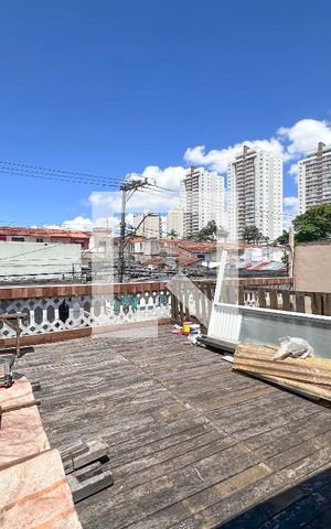 Casa à venda com 221m², 3 quartos e 3 vagasSacada Suíte