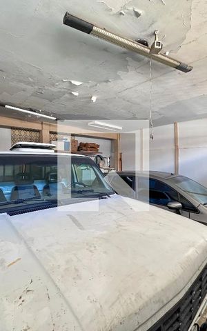 Casa à venda com 221m², 3 quartos e 3 vagasGaragem