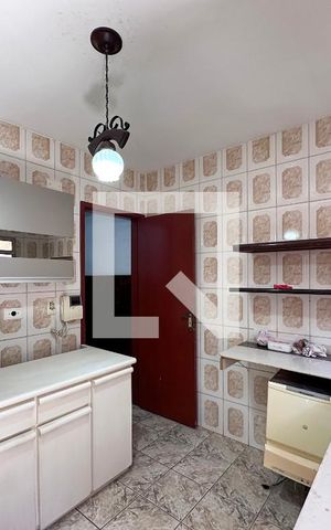Casa à venda com 221m², 3 quartos e 3 vagasCozinha