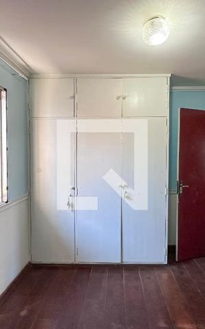 Casa à venda com 221m², 3 quartos e 3 vagasQuarto 3