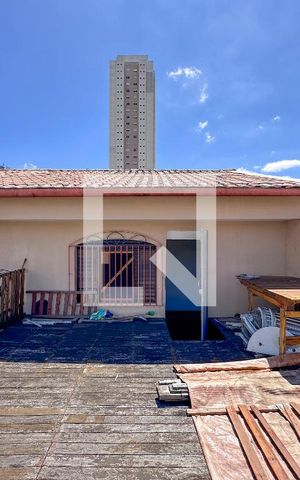Casa à venda com 221m², 3 quartos e 3 vagasSacada Suíte