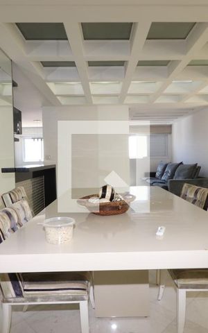 Apartamento à venda com 250m², 4 quartos e 3 vagasSala de Jantar