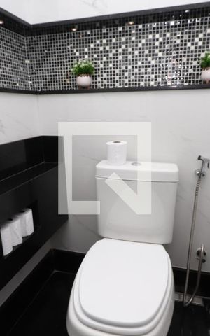 Apartamento à venda com 250m², 4 quartos e 3 vagasBanheiro de serviço