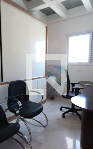 Apartamento à venda com 250m², 4 quartos e 3 vagasSuíte 4