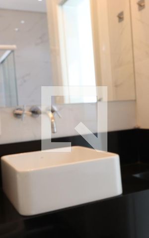 Apartamento à venda com 250m², 4 quartos e 3 vagasBanheiro da Suíte 3