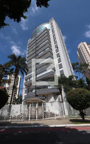 Apartamento à venda com 250m², 4 quartos e 3 vagasFachada do Prédio