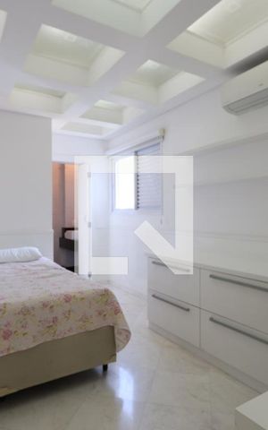 Apartamento à venda com 250m², 4 quartos e 3 vagasSuíte 3