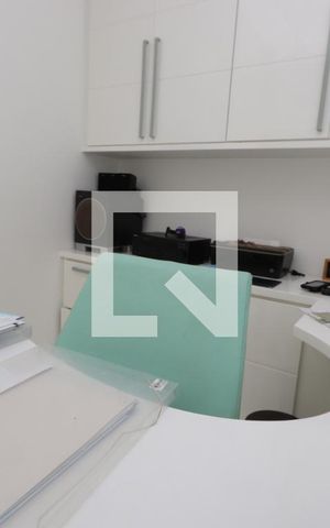 Apartamento à venda com 250m², 4 quartos e 3 vagasEscritório