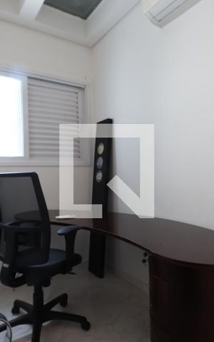 Apartamento à venda com 250m², 4 quartos e 3 vagasSuíte 4