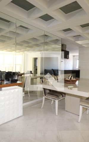 Apartamento à venda com 250m², 4 quartos e 3 vagasSala de Jantar