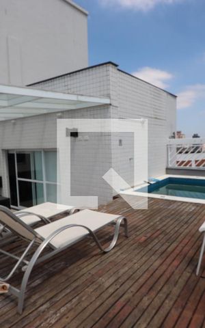 Apartamento à venda com 250m², 4 quartos e 3 vagasDeck com piscina