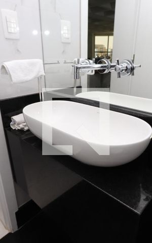 Apartamento à venda com 250m², 4 quartos e 3 vagasBanheiro de serviço