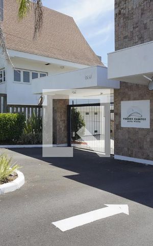Casa à venda com 218m², 3 quartos e 2 vagasFachada