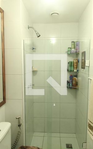 Apartamento à venda com 49m², 2 quartos e 1 vagaBanheiro 