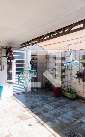 Casa à venda com 210m², 3 quartos e 2 vagas Casa à venda com 210m², 3 quartos e 2 vagasLavanderia