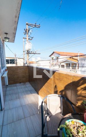 Casa à venda com 210m², 3 quartos e 2 vagas Casa à venda com 210m², 3 quartos e 2 vagasVaranda da Suite