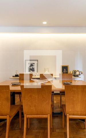 Apartamento à venda com 200m², 3 quartos e 1 vagaSala