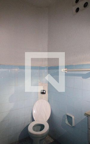 Casa à venda com 110m², 2 quartos e 3 vagasBanheiro