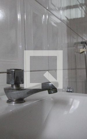 Casa à venda com 110m², 2 quartos e 3 vagasBanheiro