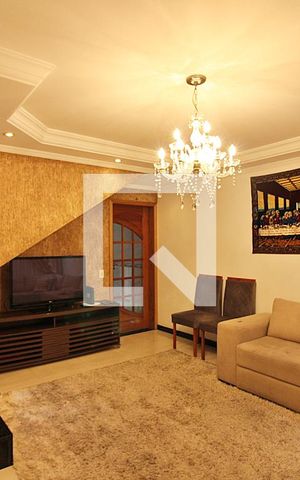 Casa à venda com 120m², 2 quartos e 2 vagasv