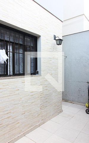 Casa à venda com 120m², 2 quartos e 2 vagasQuintal 