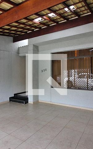 Casa à venda com 120m², 2 quartos e 2 vagasGaragem