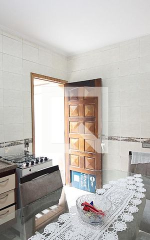 Casa à venda com 120m², 2 quartos e 2 vagasCozinha
