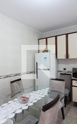 Casa à venda com 120m², 2 quartos e 2 vagasCozinha