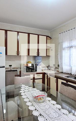 Casa à venda com 120m², 2 quartos e 2 vagasCozinha
