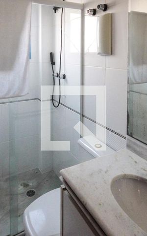 Apartamento à venda com 254m², 4 quartos e 3 vagas Apartamento à venda com 254m², 4 quartos e 3 vagasBanheira da Suite 03