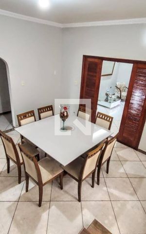 Casa à venda com 455m², 7 quartos e 2 vagassala 3