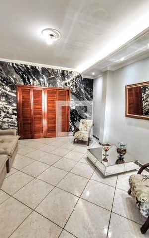 Casa à venda com 455m², 7 quartos e 2 vagasSala