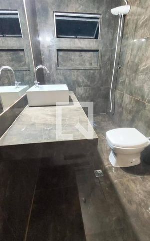 Casa à venda com 455m², 7 quartos e 2 vagasBanheiro 1