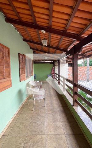 Casa à venda com 250m², 6 quartos e 2 vagas Casa à venda com 250m², 6 quartos e 2 vagasvaranda superior