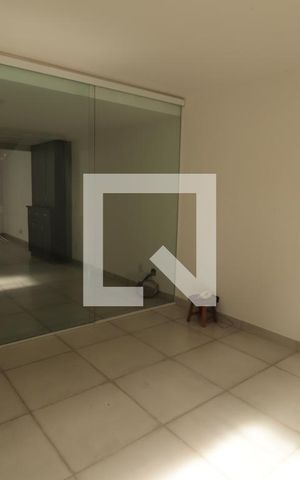 Casa para alugar com 140m², 3 quartos e 2 vagas Casa para alugar com 140m², 3 quartos e 2 vagasSala