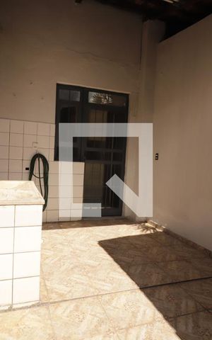 Casa para alugar com 140m², 3 quartos e 2 vagas Casa para alugar com 140m², 3 quartos e 2 vagasÁrea de Serviço