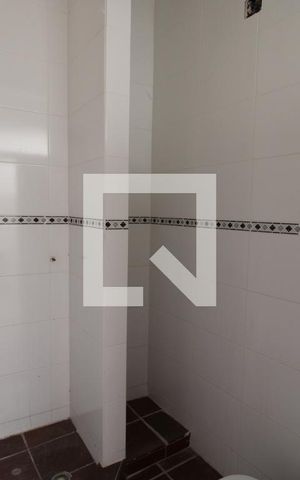 Casa à venda com 450m², 6 quartos e 3 vagasCasa 2 - Banheiro
