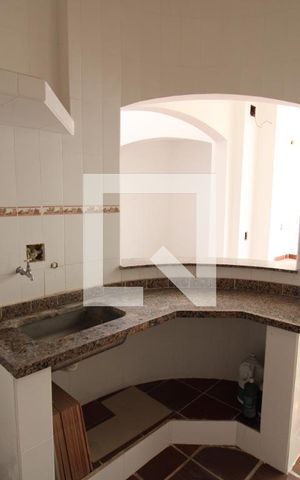 Casa à venda com 450m², 6 quartos e 3 vagasCasa 2 - Sala / Cozinha