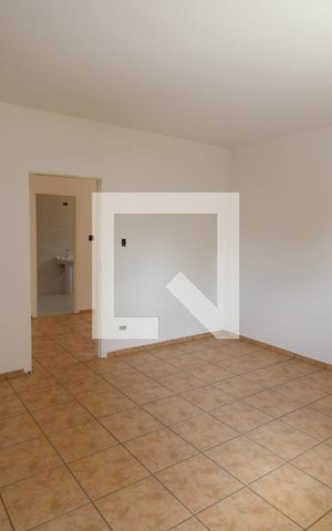 Casa à venda com 450m², 6 quartos e 3 vagasSuíte