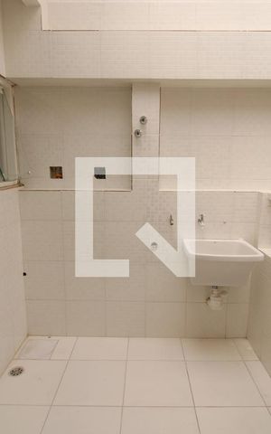 Casa à venda com 450m², 6 quartos e 3 vagasÁrea de Serviço 2