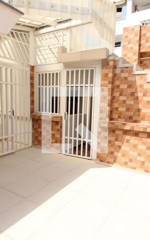 Casa à venda com 450m², 6 quartos e 3 vagasÁrea de Serviço 2