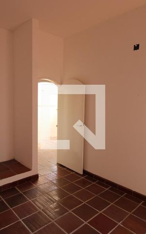 Casa à venda com 450m², 6 quartos e 3 vagasCasa 2 - Quarto 2