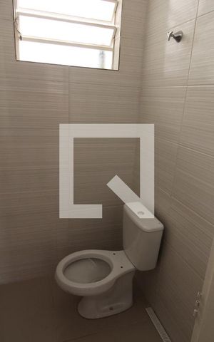 Casa à venda com 450m², 6 quartos e 3 vagasÁrea de Serviço 1 - Banheiro