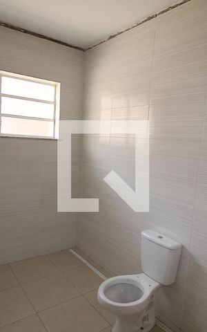 Casa à venda com 450m², 6 quartos e 3 vagasSuíte - Banheiro