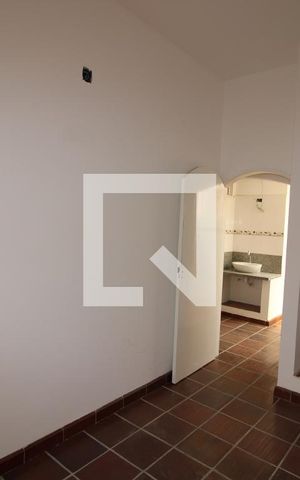 Casa à venda com 450m², 6 quartos e 3 vagasCasa 2 - Quarto 1