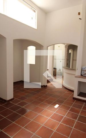 Casa à venda com 450m², 6 quartos e 3 vagasCasa 2 - Sala / Cozinha