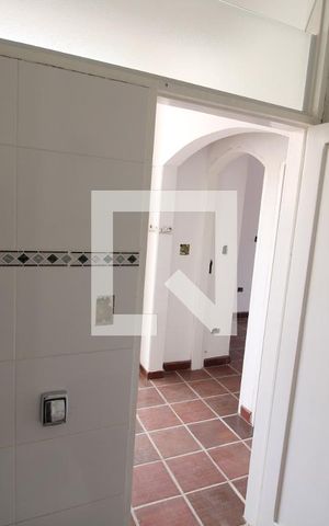Casa à venda com 450m², 6 quartos e 3 vagasCasa 2 - Banheiro