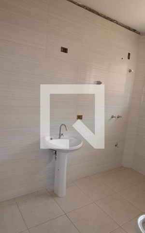 Casa à venda com 450m², 6 quartos e 3 vagasSuíte - Banheiro